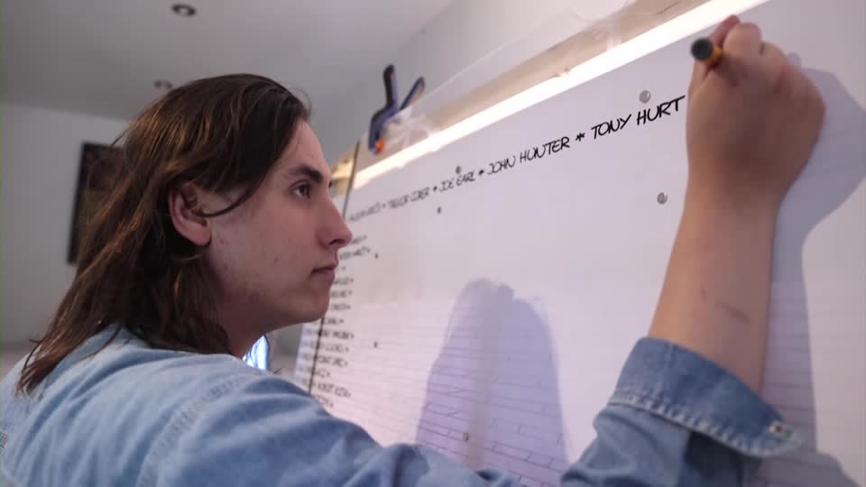 French artist in race against time to finish monumental piece