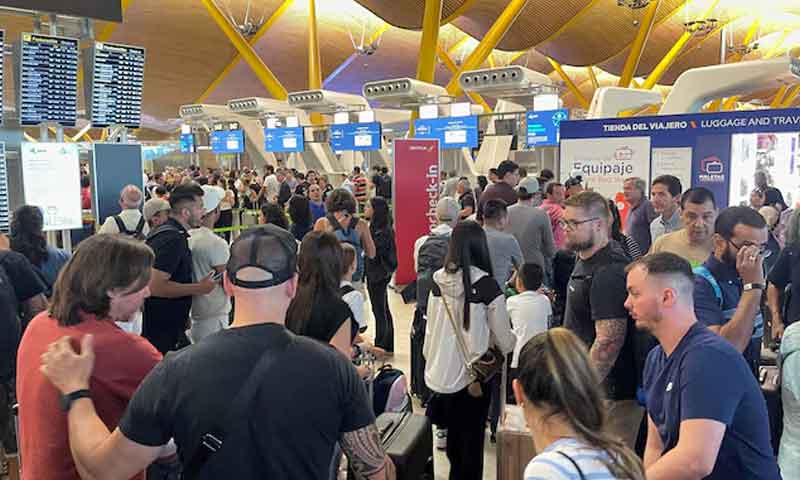 Global cyber outage grounds flights and disrupts businesses