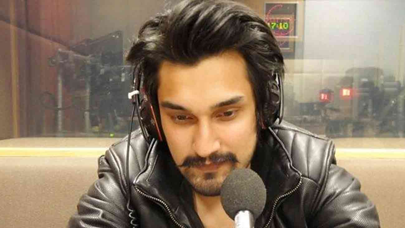  Pakistani Singer Uzair Jaswal Launches New Album