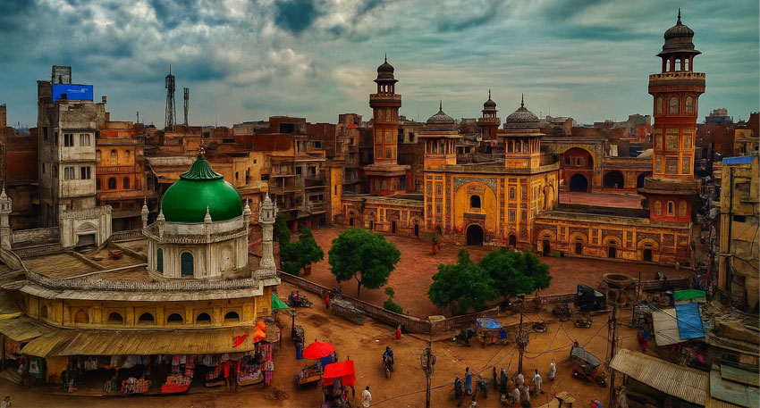 Punjab govt approves parking plazas to ease Androon Lahores traffic 