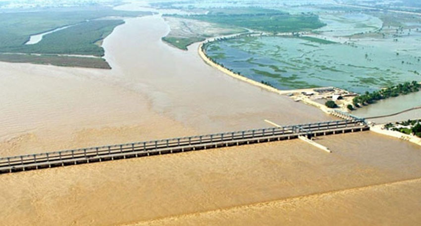 Flood at Taunsa Barrage in River Indus devastates Kot Addu File Photo