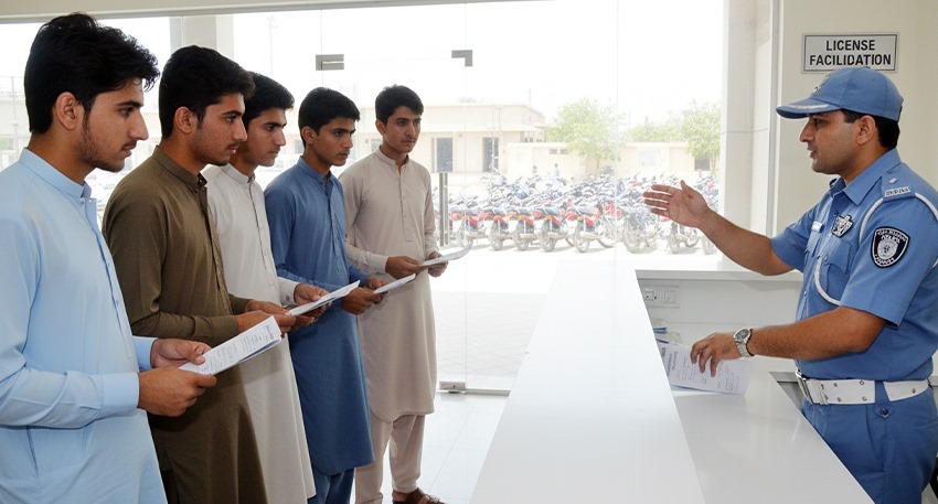 Punjab allows Motorcycle licenses and smart cards for teen riders