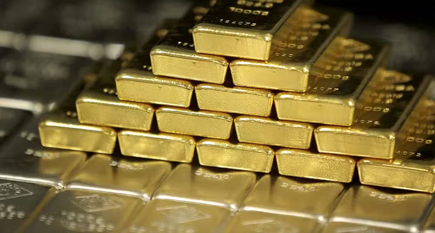 Gold prices drop sharply in Pakistan