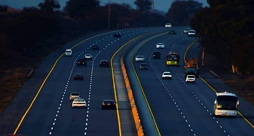 M5 motorway closed due to fog