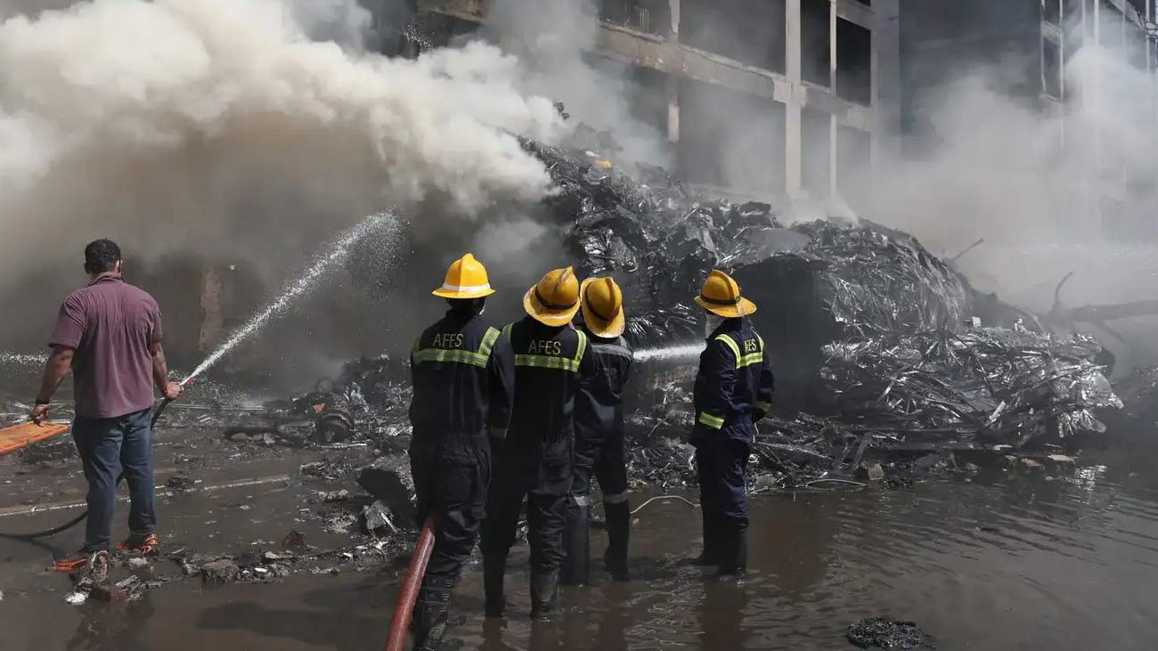 Seven dead as Russian An-22 military plane crashes near Moscow