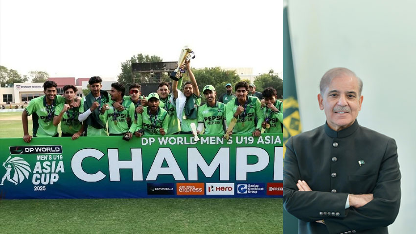 Pakistan U19 team posing for a group photo with trophy after winning Asia Cup 2025. File Photo