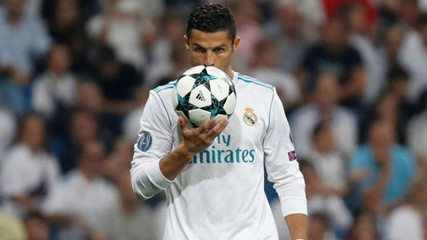 Cristiano Ronaldo kissing football before the match. File Photo
