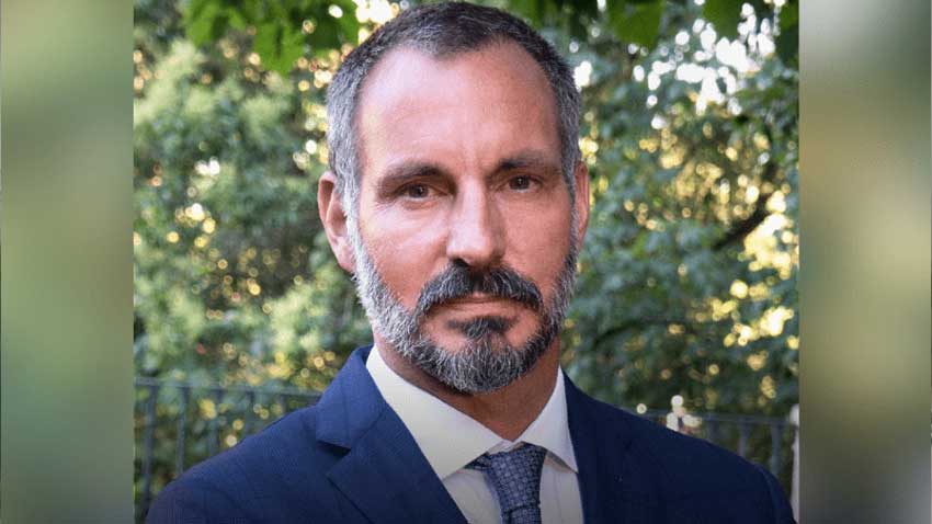 Prince Rahim Aga Khan named 50th imam of Ismailis 