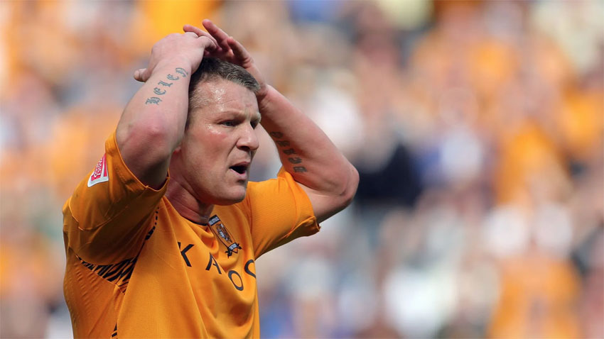 Former Hull City legend Dean Windass diagnosed with dementia - How will it affect his life? 