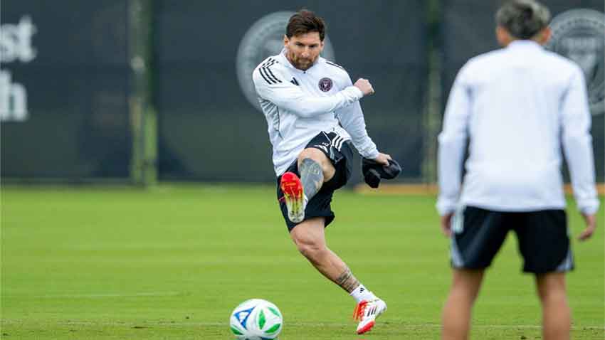 Messi participates in a pre-season training camp in Fort Lauderdale