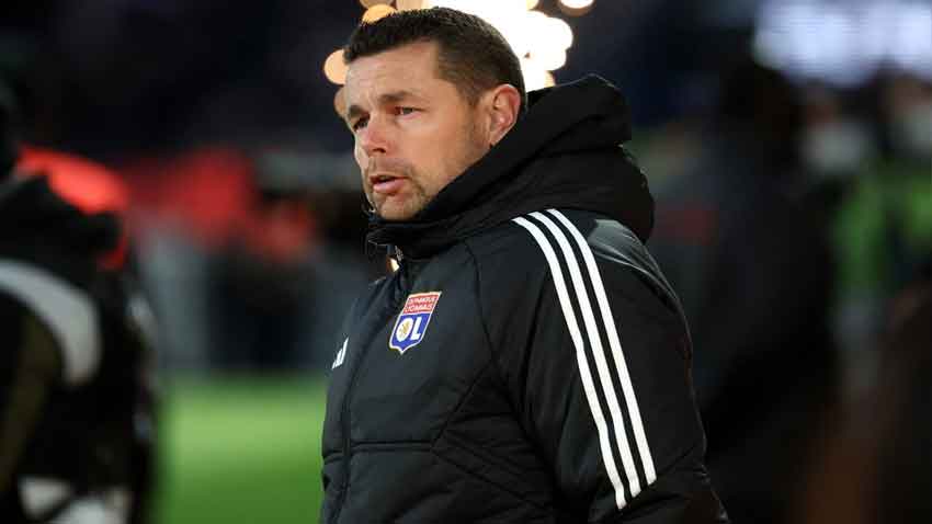 Olympique Lyonnais sack coach Pierre Sage amid poor run