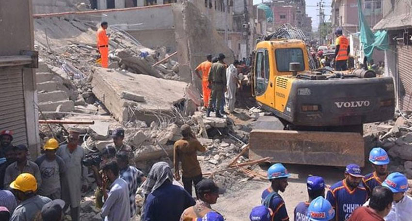 Lyari building collapse, two dead, several injured File Photo