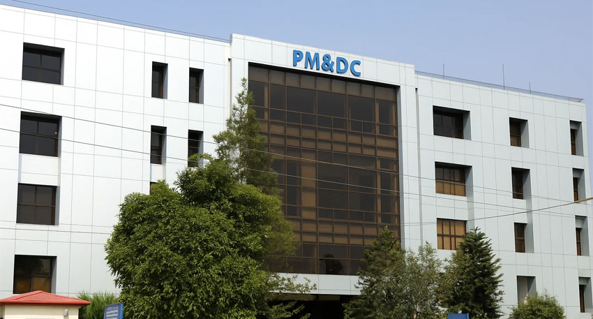 PMDC imposes 3-year ban on new medical colleges over faculty shortage, quality concerns PMDC imposes 3-year ban on new medical colleges over faculty shortage, quality concerns