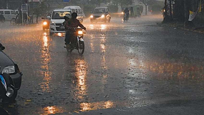 Met Office warns of heavy rains and potential flash floods