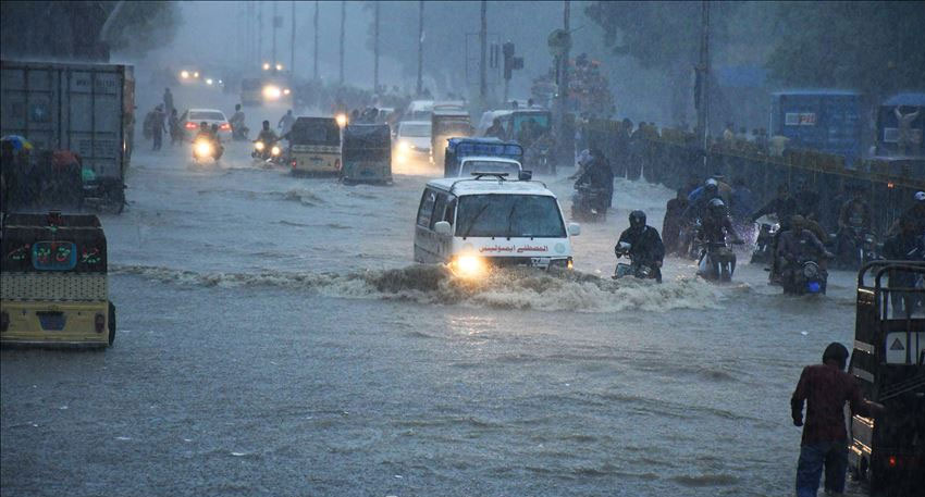 Torrential rain in different areas of Karachi, 200 feeders tripped File Photo