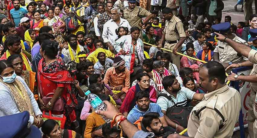 Six killed, dozens injured in India temple stampede