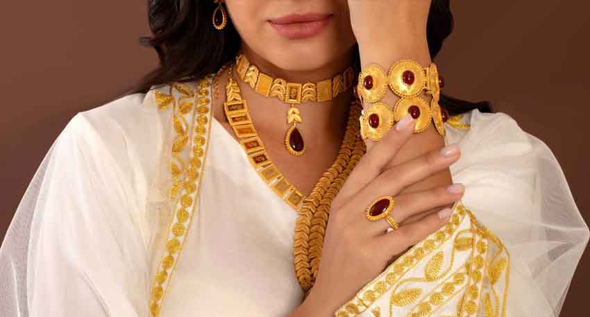 Gold price drops sharply in Pakistan – Is global market pressure behind it?