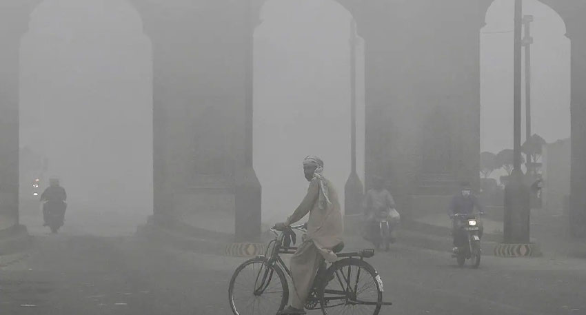 Smog in Punjab worsens as Gujranwala tops list with AQI 521 File photo