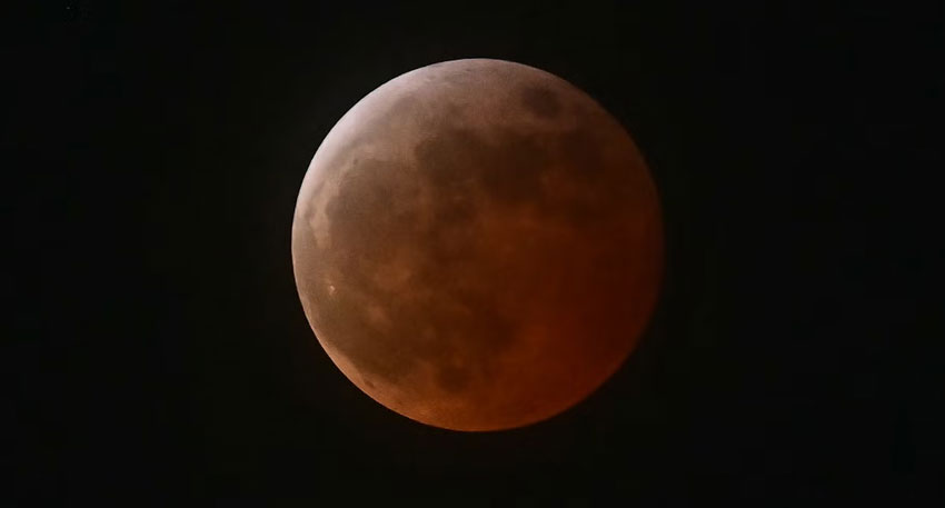 ‘Blood Moon’ lunar eclipse to dazzle skies on September 7 File Photo