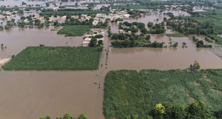 Chenab River flood engulfs Jalalpur Pirwala, over half a million at risk File Photo