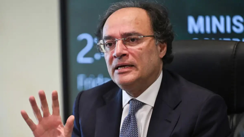 Pakistan arranges funds to repay UAE debt, Eurobonds: says Finance Minister