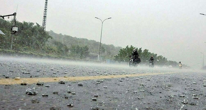 Storm alert issued as rain winds expected across Pakistan