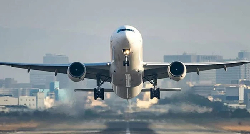 Airline ticket prices may drop as Pakistan reduces jet fuel rates