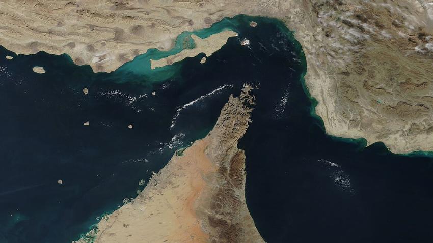 Iran shuts down Strait of Hormuz again. File photo