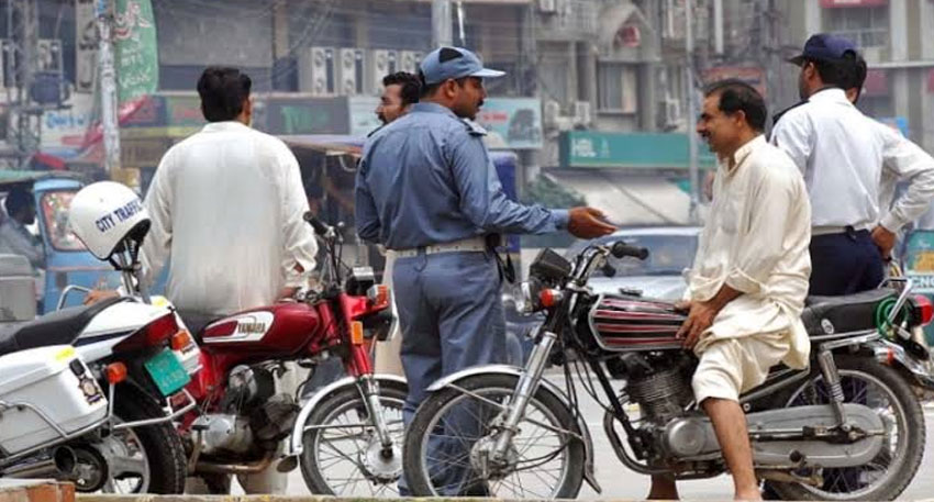 Lahore traffic police