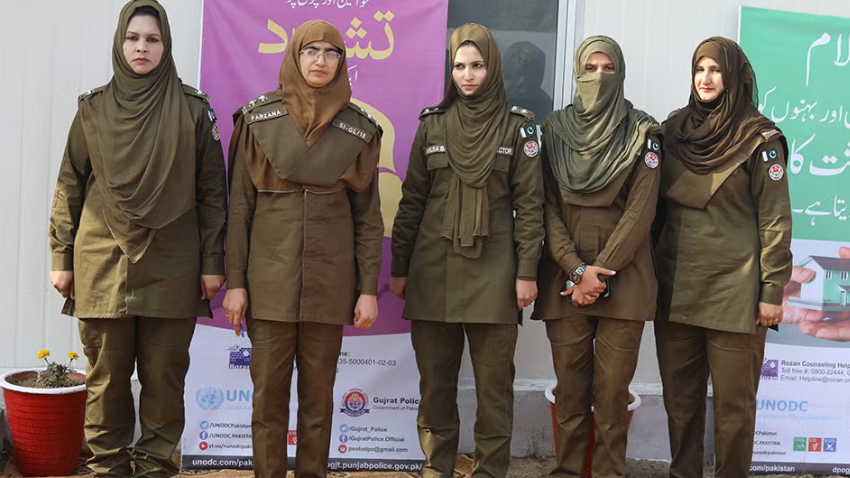 Lahore Police has ordered female officers to remain present at every police station. File photo