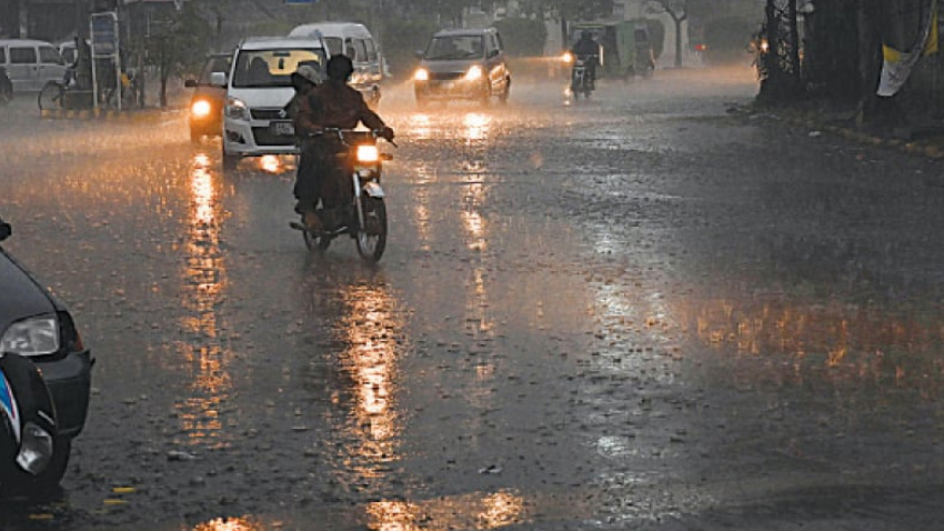 The PMD forecasts rain and thunderstorms across upper and central Pakistan. File photo