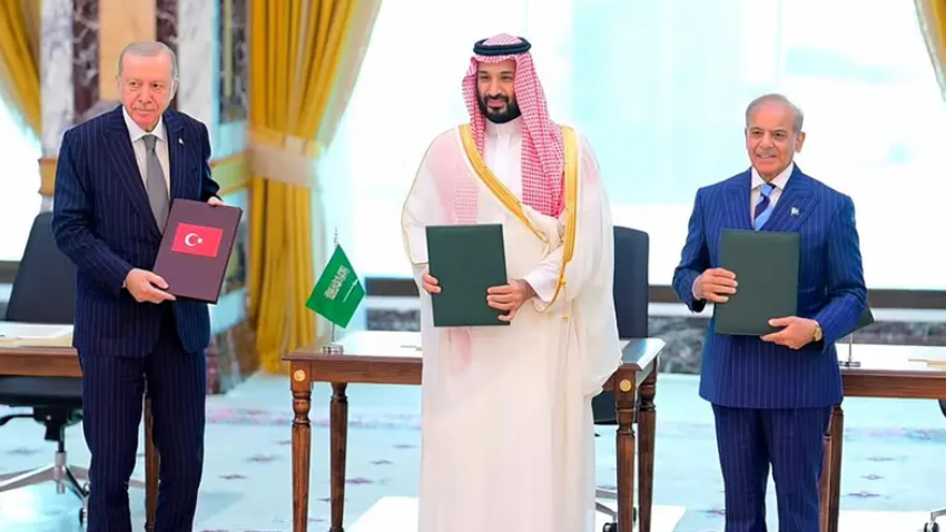 Bangladesh considers joining Pakistan, Saudi Arabia and Turkiye defence agreement. File photo