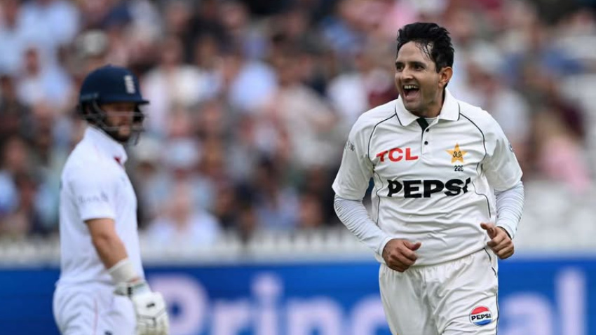Pakistan pacer Mohammad Abbas reaches 900 first-class wickets at Lord’s. File photo