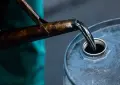 Global oil prices fall as US-Iran tensions keep markets on edge
