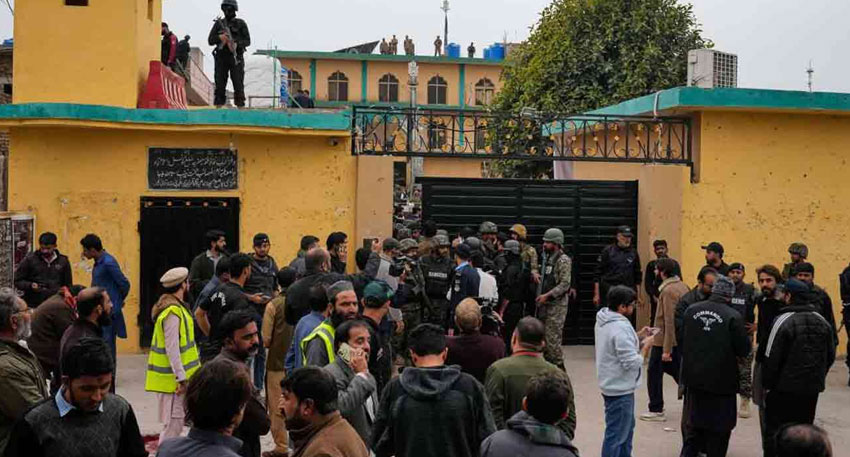 Afghan mastermind of Islamabad suicide blast caught as four facilitators detained. File photo