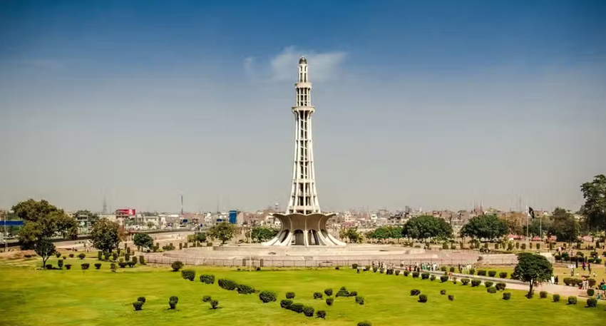 Lahore Sehri & Iftar Timings – 4th Ramazan