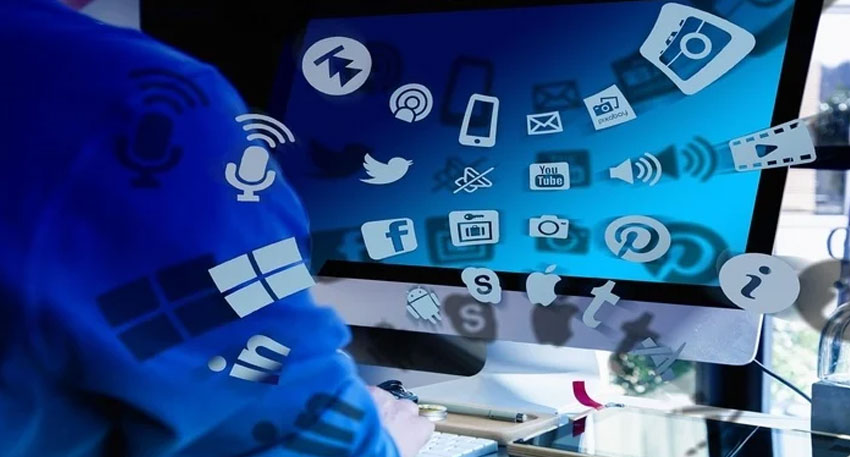 Woman suing Meta and YouTube over social media addiction testifies in LA court. File photo