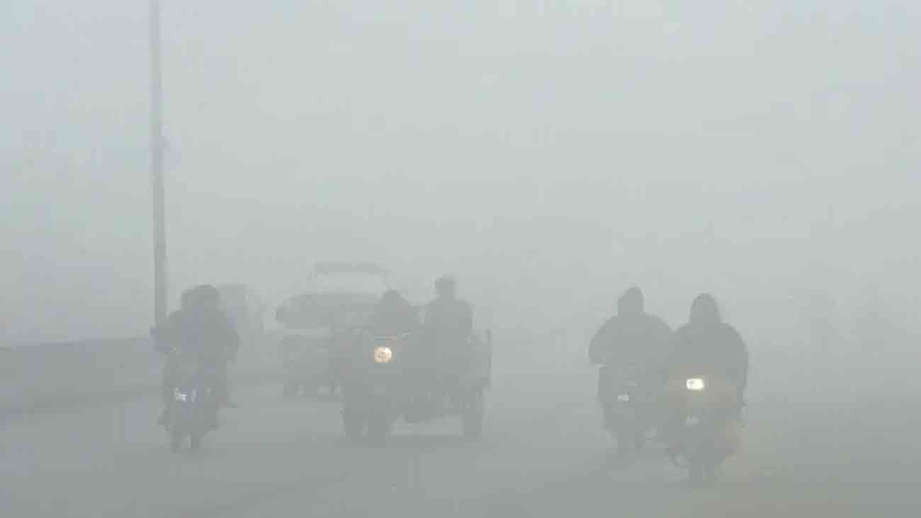 Dense fog in Punjab, Sindh forces closure of multiple motorway sections