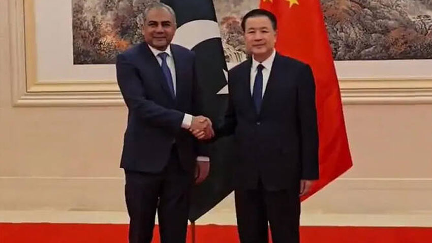 Mohsin Naqvi meeting his counterpart Wang Xiaohong in Beijing. File Photo