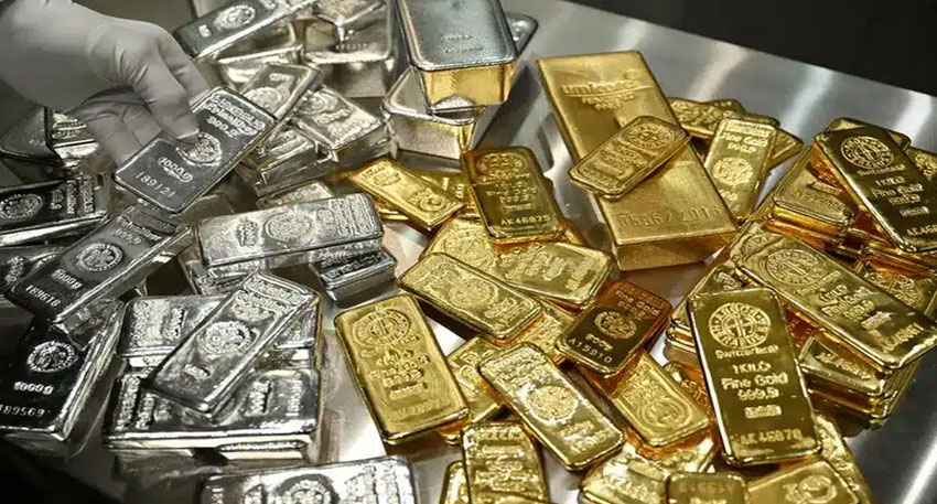 Gold prices hit record high in Pakistan