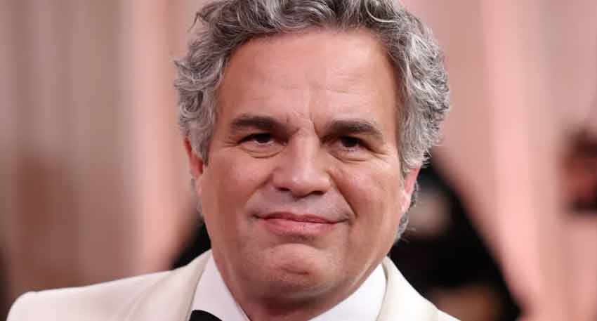 Mark Ruffalo criticizes Trump for Venezuela attack at Golden Globe awards