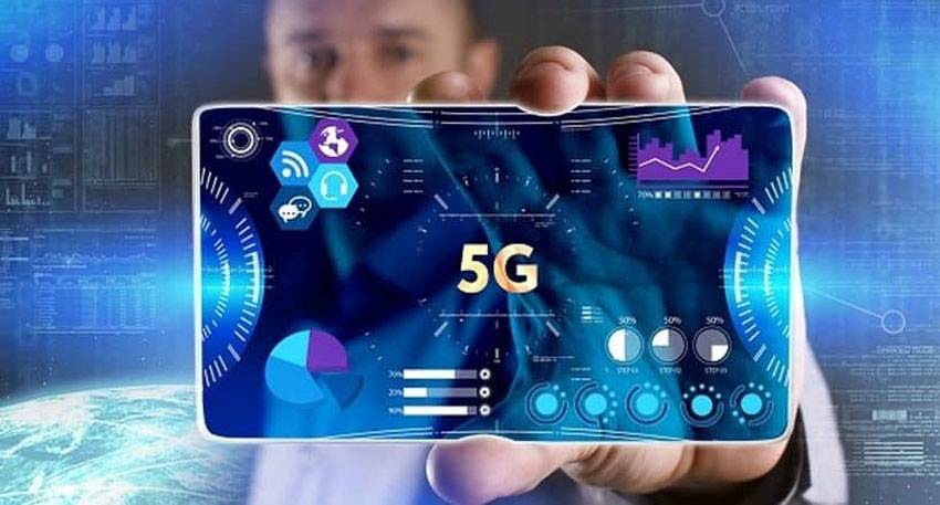 Affordable 5G smartphones set to boost Pakistan’s digital economy. File photo