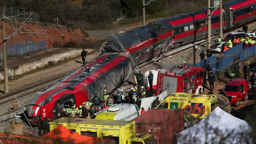 Spain train crash shocks nation as death toll rises to 40