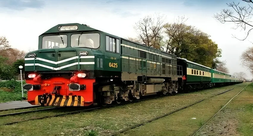 People’s Train to roll in Balochistan with Rs1.4bn boost