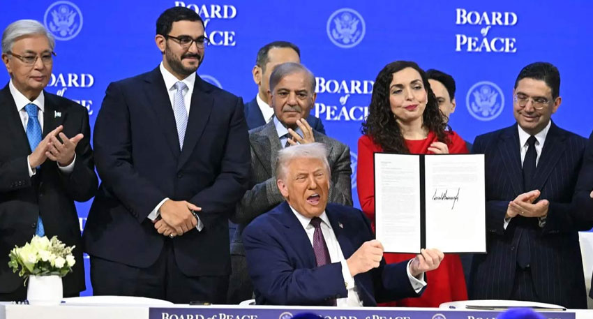 Pakistan joins Gaza peace board at Davos