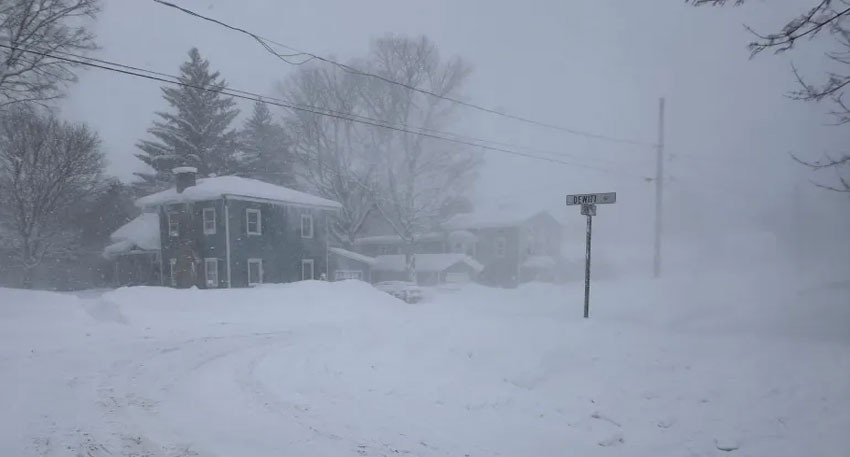 US braces as winter storm causes 8,000 flight cancellations. Al Jazeera