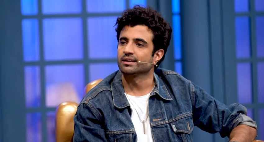 Umer Alam dreamy proposal wins hearts online