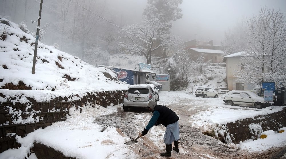 PMD issues landslide, avalanche alert for Northern Pakistan