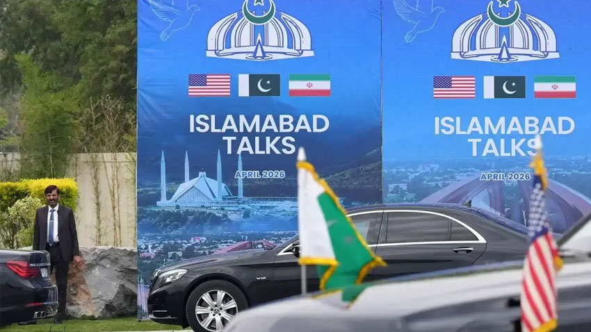 Iran warns of “decisive response” while Islamabad becomes frontrunner for US-Iran talks. File photo