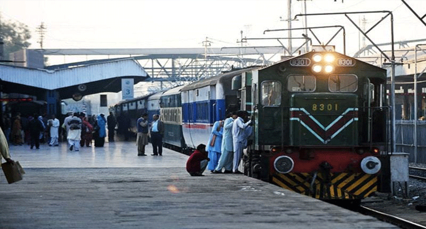 Pakistan Railways to buy 16 new power plants for trains